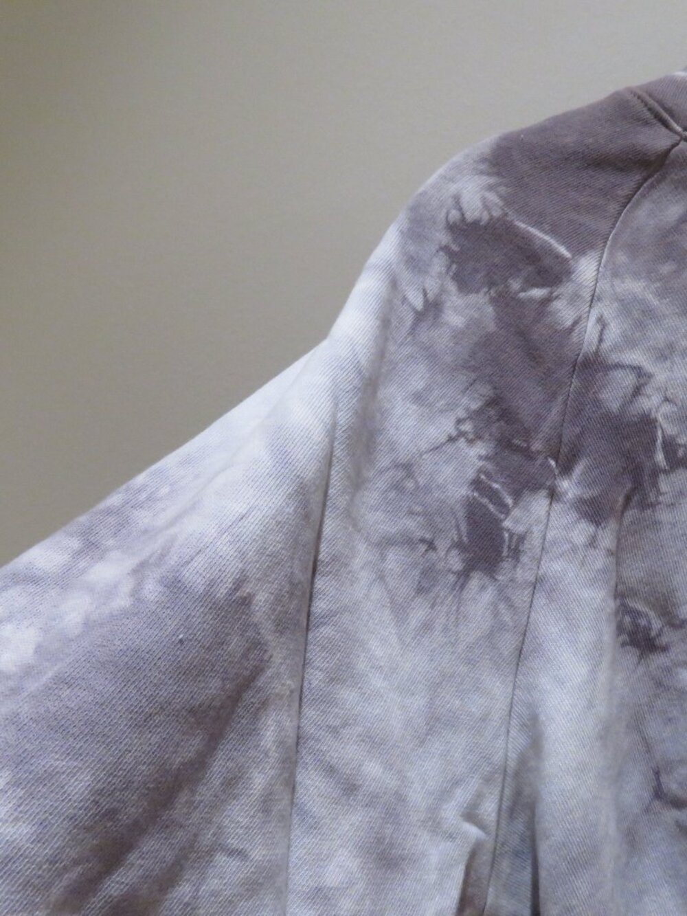 WARM X BANDIER Tie Dye Hoodie Sweatshirt Purple Medium Casual Travel Comfy - Picture 6 of 11